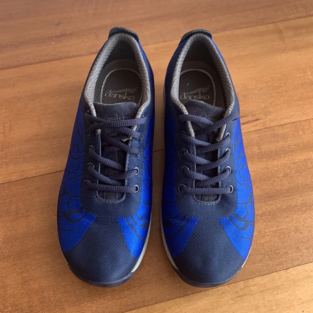 Dansko Womens Hanna Walking Shoes Blue 38 EU Lace-up Sneakers Comfort Casual